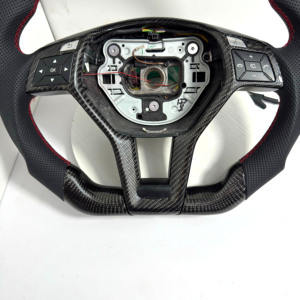 Volante in Pelle e Fibra di Carbonio con LED Personalizzato per <span class=keywords><strong>Mercedes</strong></span> W204 C63 C43 W212 <span class=keywords><strong>C180</strong></span> C200 C260 C300 E300 - Product Image 6