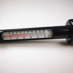 Thermomètre numérique flottant noir pour accessoires en plastique de piscines avec ficelle - Product Image 3