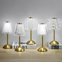 Lampe de table rechargeable sans fil à commande tactile, 3 couleurs, LED à intensité variable, design européen, pour hôtel, restaurant, chambre à coucher