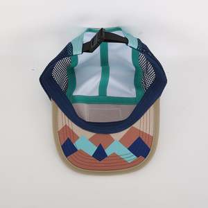 Chapeau en maille d'extérieur personnalisable à 5 panneaux avec étiquette tissée colorée Concevez votre propre casquette de camp Chapeau à panneau vierge - Product Image 6