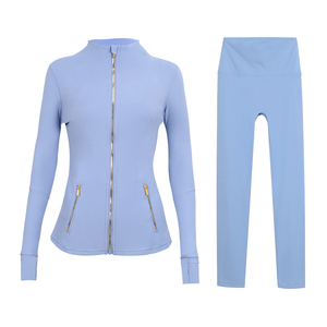 Ensemble de <span class=keywords><strong>sport</strong></span> yoga pour <span class=keywords><strong>femme</strong></span> DF de la même marque - Tenue 2 pièces avec leggings taille haute froncés pour le Pilates, la course et l'entraînement en salle de <span class=keywords><strong>sport</strong></span> - Product Image 3