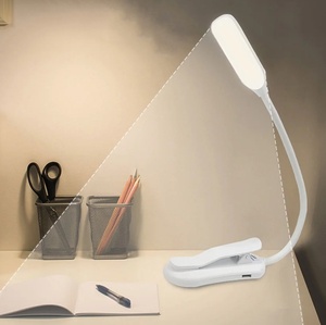 Lampe de lecture LED réglable avec pince flexible, 5 LED, lampe de bureau flexible pour lecture nocturne, blanc froid - Product Image 1