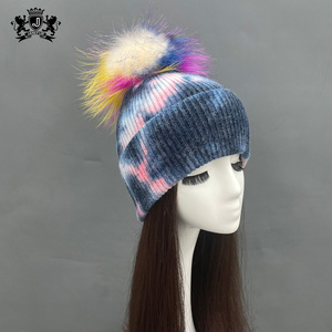Chapeau tricoté coloré à la mode Offre Spéciale pour femmes ensemble chapeau et écharpe d'hiver Baenie avec <span class=keywords><strong>pompon</strong></span> en fourrure naturelle - Product Image 5