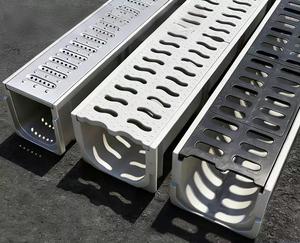 Les canaux de drainage en résine SMC sont disponibles en tailles personnalisées pour le drainage des jardins et des allées extérieures, conformes à la norme AS3996 Classe C. - Product Image 1