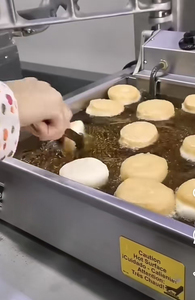 เครื่องทำมินิโมจิมูโตะ<span class=keywords><strong>โดนัท</strong></span> ลูกบอลหวาน ลูกไกมัต อัตโนมัติ รุ่นใหม่ 220V ยี่ห้อ Astar Toys สำหรับโรงงานเครื่องดื่ม ใช้แป้งโดว์ - Product Image 3