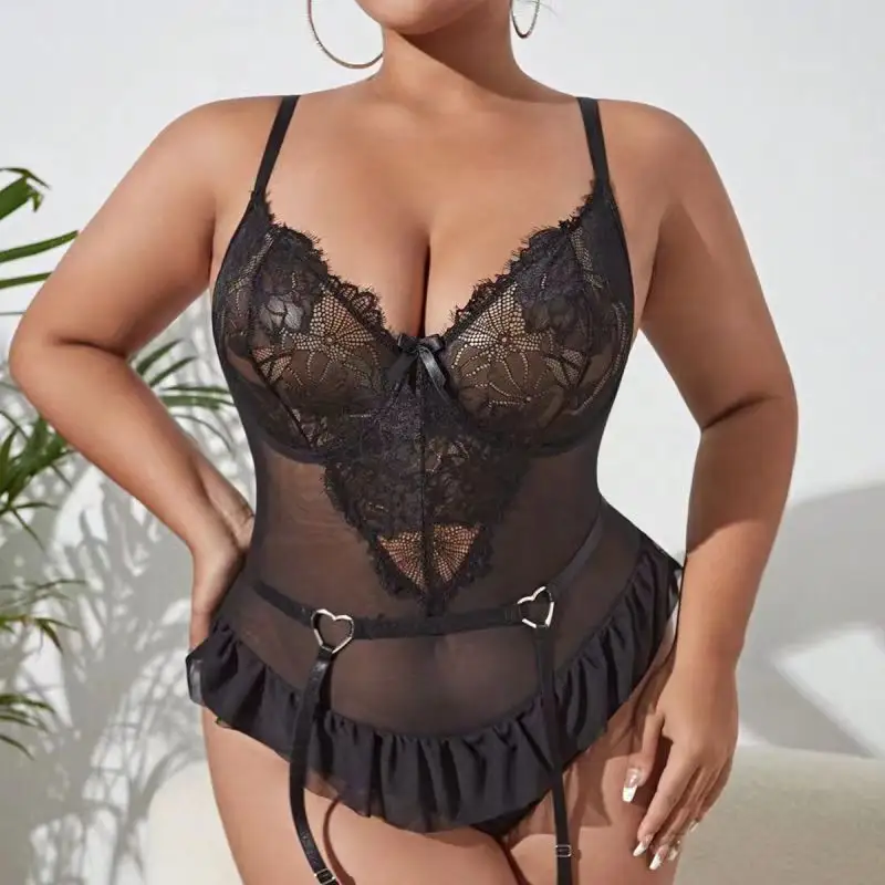 Cocktail Lingerie Sexy En Aantrekkelijk Meisje Plus Size Ondergoed Oversized Kant Eendelig Ondergoed