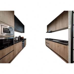 Ensemble complet de meubles de cuisine fonctionnels pour appartement, design de luxe en bois massif avec îlot central - Product Image 4