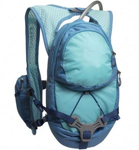 Gilet d'hydratation Camelbak avec poche à eau de 2 litres incluse, sac à dos compatible avec valve de boisson - Product Image 1