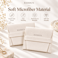 Pochette à bijoux en microfibre douce avec logo personnalisé, rabat à enrouler, vente en gros, petit sac cadeau en tissu pour le rangement des bagues, boucles d'oreilles et colliers