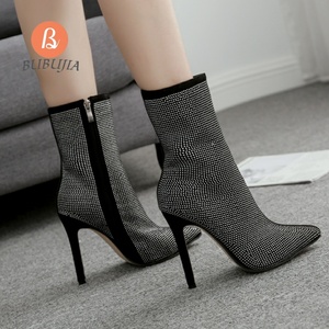 Botas <span class=keywords><strong>Para</strong></span> Mujeres vendita calda <span class=keywords><strong>con</strong></span> punta di cristallo stivali <span class=keywords><strong>con</strong></span> tacco alto senza sbavature scarpe da donna <span class=keywords><strong>con</strong></span> strass lucido <span class=keywords><strong>stivaletti</strong></span> - Product Image 4