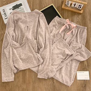 Ensembles <span class=keywords><strong>de</strong></span> vêtements <span class=keywords><strong>de</strong></span> nuit pyjamas hiver avec coussin d'allaitement rayonne cachemire fraisé peluche fronde pyjamas trois pièces vêtements <span class=keywords><strong>de</strong></span> maison pour femmes - Product Image 2