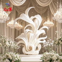 Dekorasi Latar Belakang Pernikahan Bunga Organza Sutra Putih Indoor Outdoor, Latar Belakang Bunga Kain Raksasa untuk Dekorasi Panggung Pernikahan