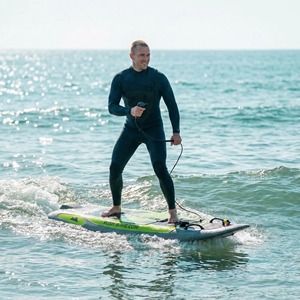 <span class=keywords><strong>Tabla</strong></span> de <span class=keywords><strong>Surf</strong></span> Eléctrica EPP con Motor de 12KW, <span class=keywords><strong>Quilla</strong></span> de Fibra, Casco Reforzado, Capacidad de 260LB, IP67, para Navegación Oceánica - Product Image 2