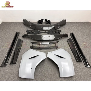 Kit de Conversión de Carrocería de Fibra de Carbono Estilo 707 para Aston Martin DBX 2024, Faldones Laterales, Difusor de Parachoques, Alerón, Guardabarros, Puntas de Escape - Product Image 5