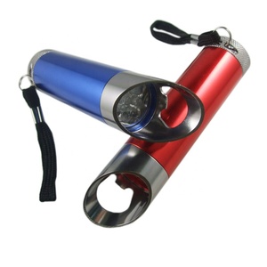 Ouvre-bouteille LED personnalisé Offre Spéciale <span class=keywords><strong>porte</strong></span>-clés lampe de poche promotionnelle en alliage d'aluminium - Product Image 3