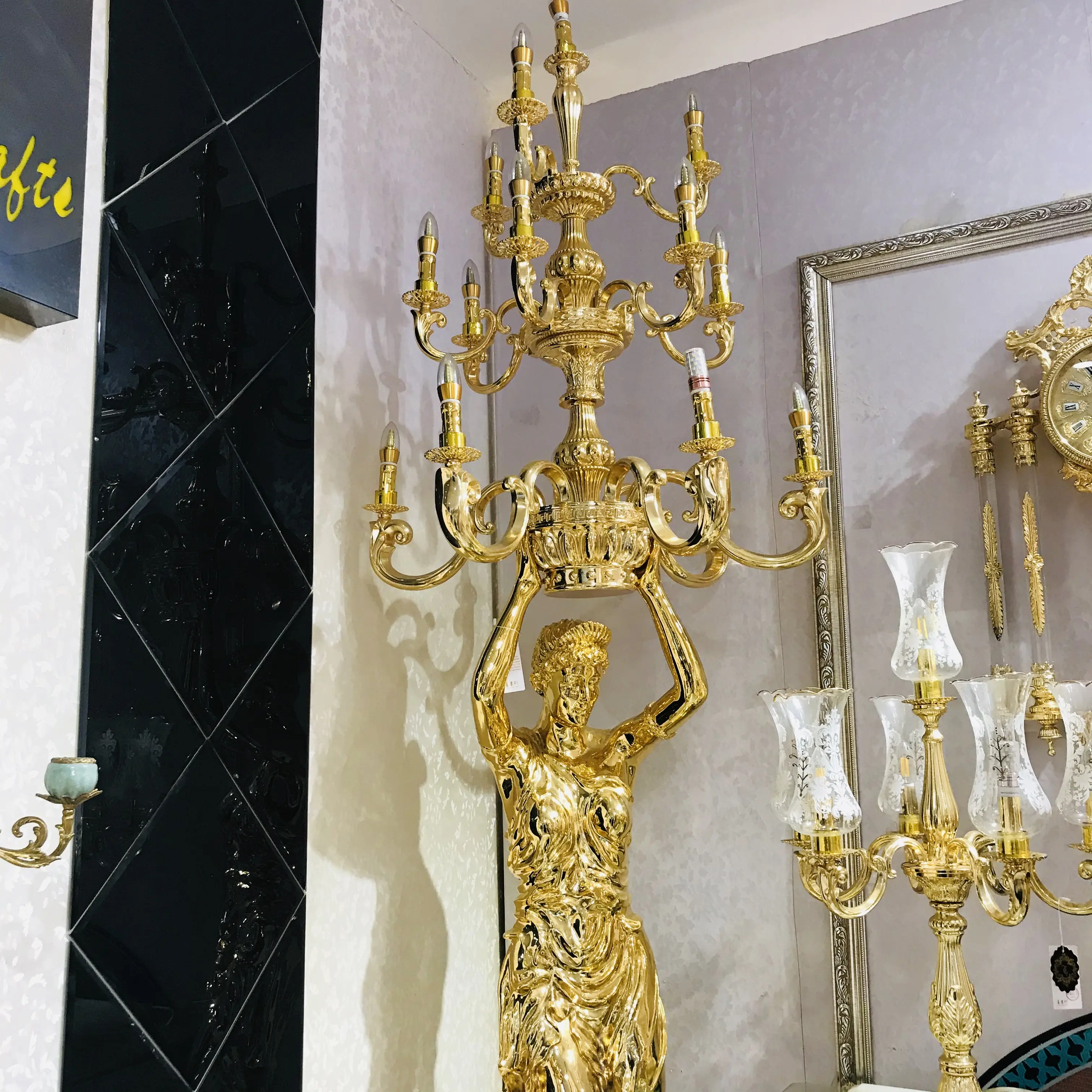 Palace Style Golden Bronze Luxus Retro Göttin Lampe Dekoration Hotel Familie Hochzeit Dekoration Geschenk Stehlampe