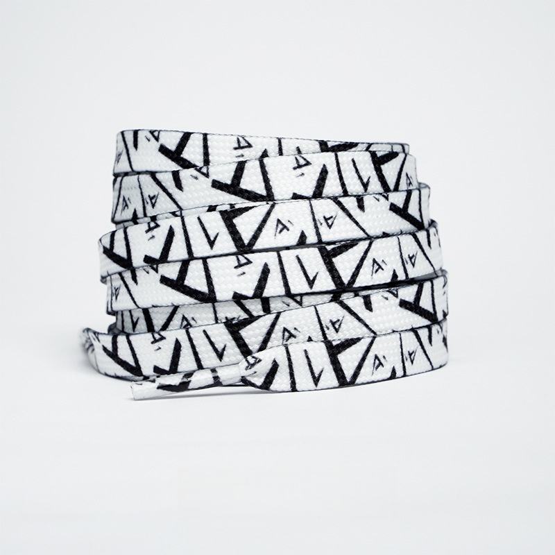 ตัวอักษรสีขาวดำ