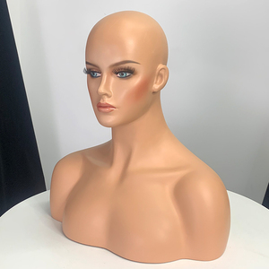 Modelo de cabeza de mujer con estiramiento facial de cara pequeña, cabeza femenina Sexy Con pechos, peluca, sombrero, bufanda, accesorios de exhibición, muñeco de maniquí a la venta - Product Image 4