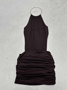 เดรสแฟชั่นผู้หญิงแบบผูกคอ พร้อมห่วงโลหะและดีเทลผูกด้านหลัง - เดรสสั้นรัดรูปโชว์หลังสุดเซ็กซี่ - Product Image 6