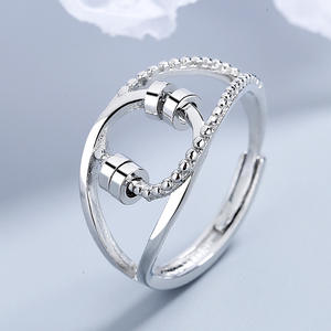 Anillo Giratorio de Metal Simple al por Mayor de Fábrica, Anillo Giratorio Antiestrés para Mujer, Anillo Espiral Giratorio para la Ansiedad - Product Image 1