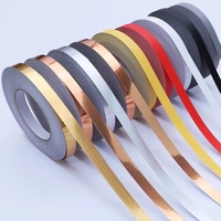 Personnalisé par le fabricant Autocollants de tréfilage en or Étiquettes personnalisées autocollants Bâton en vinyle anti-rayures Logo en métal
