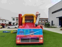 Grand Combo Gonflable Camion de Pompiers et Château Enflammé avec Tunnel pour Enfants, Idéal pour Fêtes Thème Pompier et Aires de Jeux