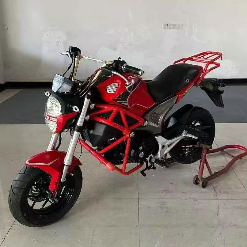 150cc Motorcycle Racing High Speed Thrill Seeking