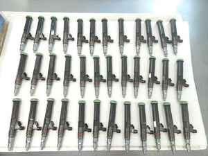 Injecteurs de carburant à rampe commune de haute qualité pour moteurs diesel MTU S4000: EX59407500022, X59407500008, X59407500014, X59407500020 - Product Image 2