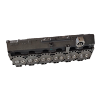 Pièces de moteur 6CT pour machines de construction, culasse Assy 4938632 C3973493 3936180 pour moteur Cummins