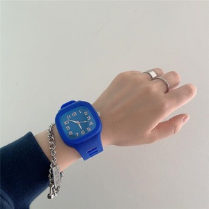 Montre à quartz pour enfants, bracelet en silicone, montre décontractée colorée pour garçons et filles - Product Image 6