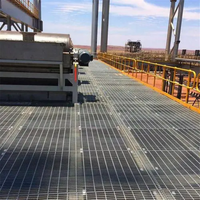 Métal Acier Matériaux de Construction Trempé à Chaud Barre de Fer Galvanisée Robuste Caillebotis en Acier Grille en Métal Panneau Plate-Forme Passerelle