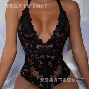 Nuevo body de encaje estilo europeo y americano para exportación, con cuello halter transparente, camisón sexy con aberturas. - Product Image 1