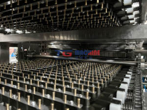 GD300Q เครื่องอัตโนมัติพร้อมแม่พิมพ์เหนียวสำหรับการผลิตเหงือกลูกตา - Product Image 4