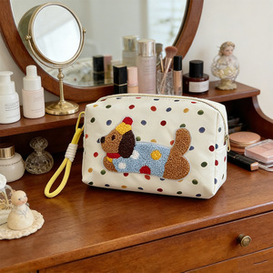 Bolsa de maquillaje Polka Dot Puppy, estuche de cosméticos de gran capacidad para viajes y uso diario - Product Image 3