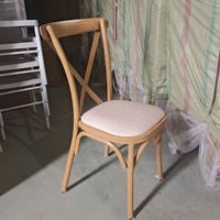 Chaises en métal industrielles Yaweijia pour événements de mariage, chaises empilables à cadre métallique, chaises empilables à dossier croisé en bois pour restaurant