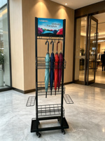 Présentoir à parapluies rotatif à double couche et 4 étagères pour les magasins de proximité, fabrication chinoise, vente en gros