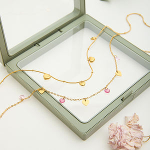 J&D Collar con Dijes de Mariposa y Corazón con Pedrería Rosa en Acero Inoxidable Chapado en Oro de 18K, Joyería - Product Image 4