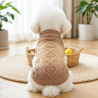 Pull en tricot pour animaux de compagnie au design classique, vêtements de Noël, pull pour chien uni pour l'hiver