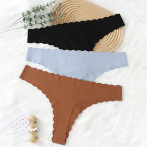 กางเกงในผู้หญิงไร้รอยต่อ แบบไม่เห็นขอบ ขอบยางยืด นุ่ม สบาย ไร้รอยตะเข็บ - Product Image 2