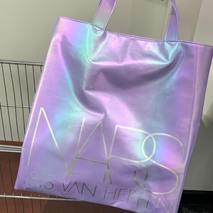 Sac à main portable en PU irisé, imperméable et durable, sac de yoga pour femmes, sac de shopping avec logo imprimé, utilisation en extérieur - Product Image 2