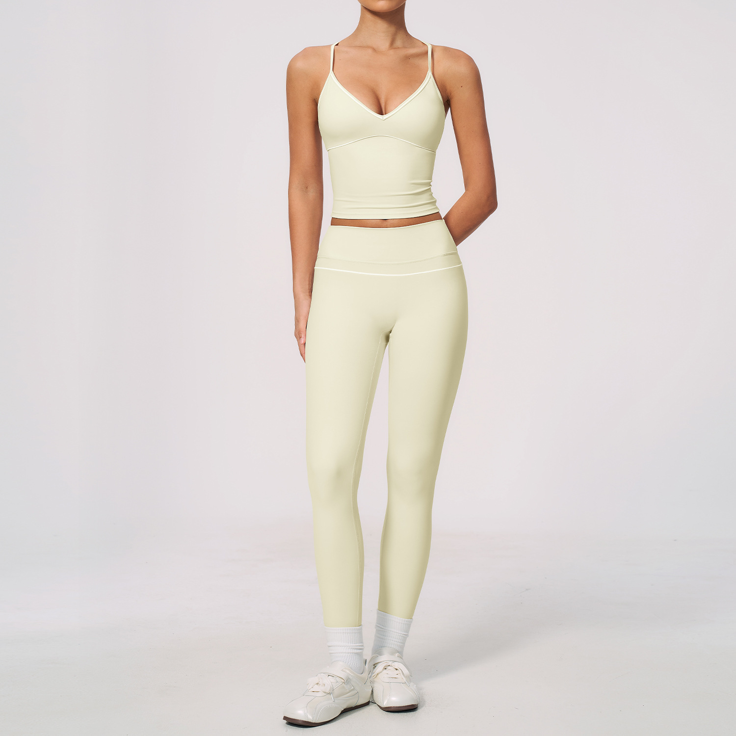 Color-Block Activewear Set (9615): colour and size-option reference for private-label production