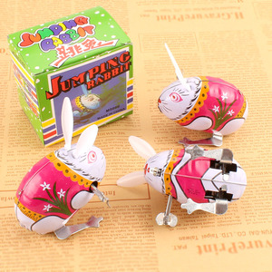กระต่ายโลหะไขลาน ของเล่นย้อนยุคสำหรับเด็กอายุ 5 ถึง 7 ปี - Product Image 2