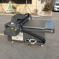 Impresora UV de Cama Plana YDM de Última Generación 1316 con Cabezal de Impresión I3200 y Posicionamiento por Visión CCD
