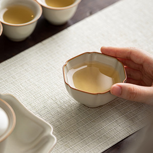 Taza de té de cerámica estilo retro Ru, color beige, de porcelana, para degustación de té, ideal para el té de la tarde. - Product Image 1