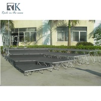 Scène de chorale portable en aluminium pour spectacle scolaire, événement ou spectacle de chorale
