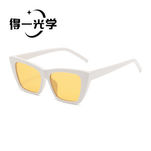 Women's Rectangular <b>Sunglasses</b> Black PC Frame UV400 Protection Type 3 Sunshades - Product Image 5