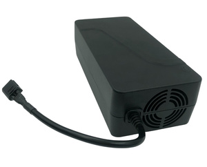 Cargador de Batería para Drones TUE de Nivel Profesional, 200W de Alta Potencia, F300SC-D168E, Cargador Inteligente para Baterías de Drones 4S, 100-240V CA - Product Image 1