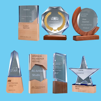 Trophées en bois et en cristal personnalisés en gros, plaques de récompense gravées au laser 3D pour événements d'entreprise et souvenirs