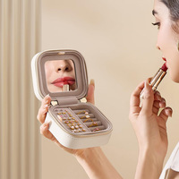 Boîte à bijoux portable mini, boîte de rangement réglable pour bijoux avec miroir amovible et plateau pour boucles d'oreilles, pour bagues, boucles d'oreilles et voyages