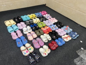 Zuecos de Jardín Unisex para Niños, Sandalias de Playa Antideslizantes de Verano con Dibujos Animados, Disponibles al por Mayor - Product Image 3